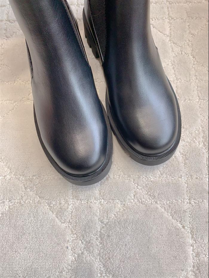 2025112818626632 390